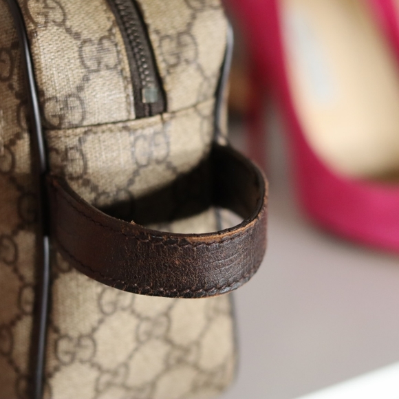 Authentic GUCCI Clutch Bag GG PVC Leather - Picture 11 of 13